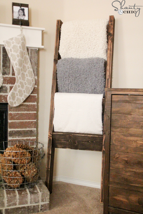 DIY Blanket Ladder - Just $12 For This Super Easy Wooden 