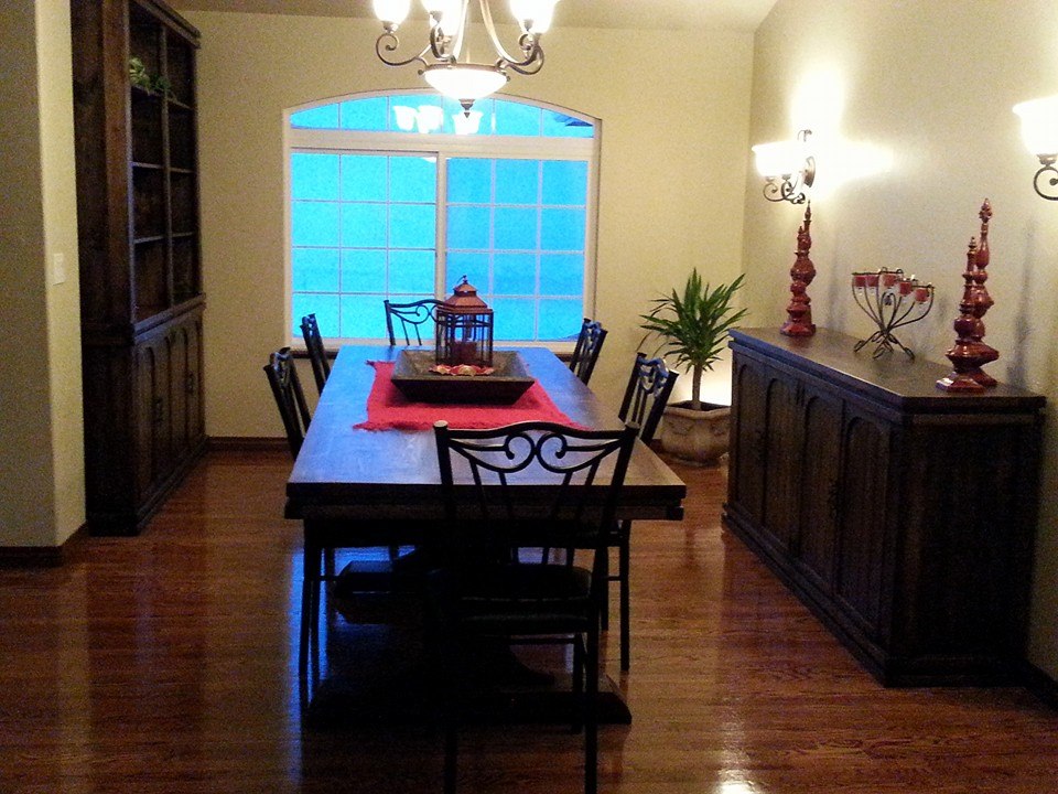 Hutch to match the Triple Pedestal Farmhouse Table - Shanty 2 Chic