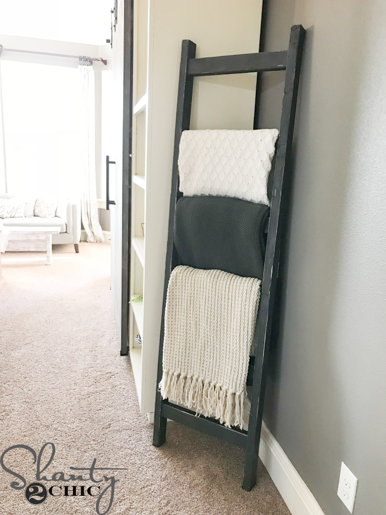DIY $7 Rustic Blanket Ladder