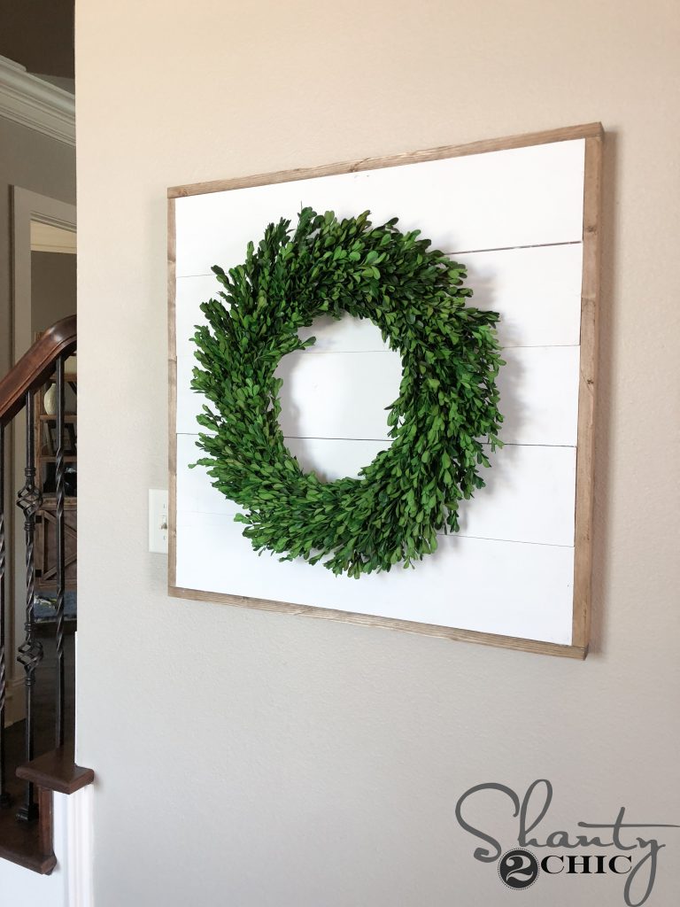 DIY Shiplap Wreath Frame