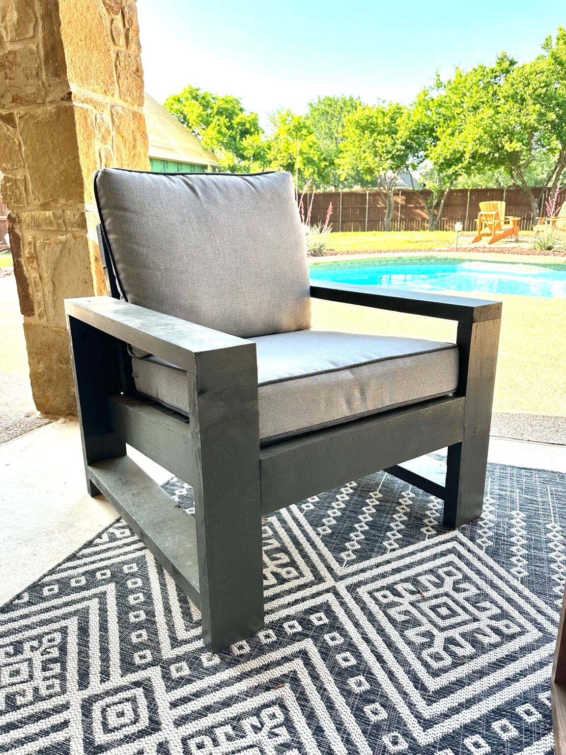 How to Build an Outdoor Chair Shanty 2 Chic